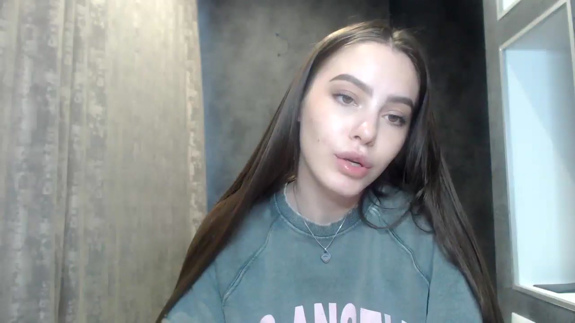 Gallery image thumbnail from MuseForYou_'s myfreecams stream on, 06/03/2025, 18:09 image 17 of 20