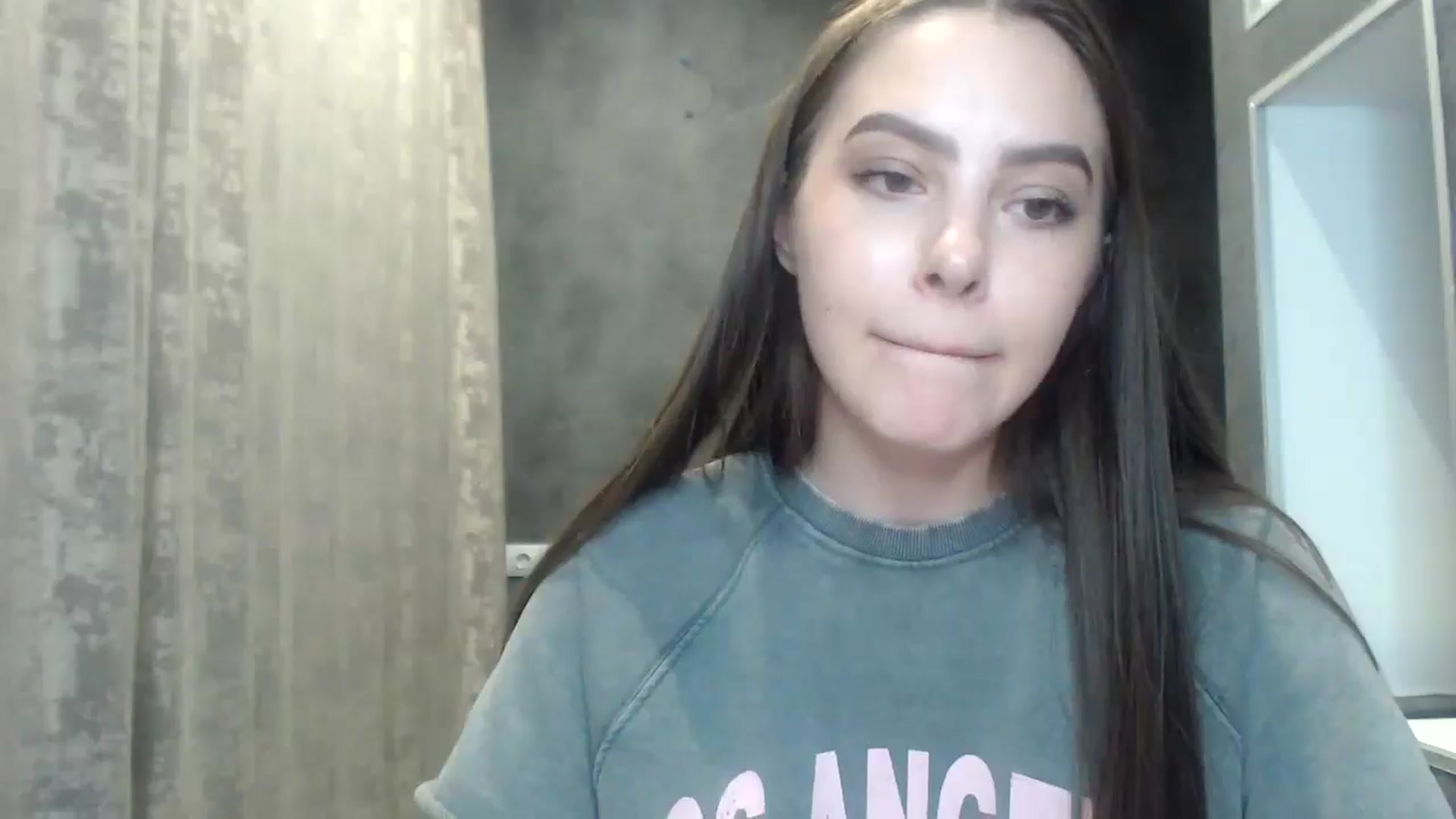 Gallery image thumbnail from MuseForYou_'s myfreecams stream on, 06/03/2025, 19:03 image 19 of 20