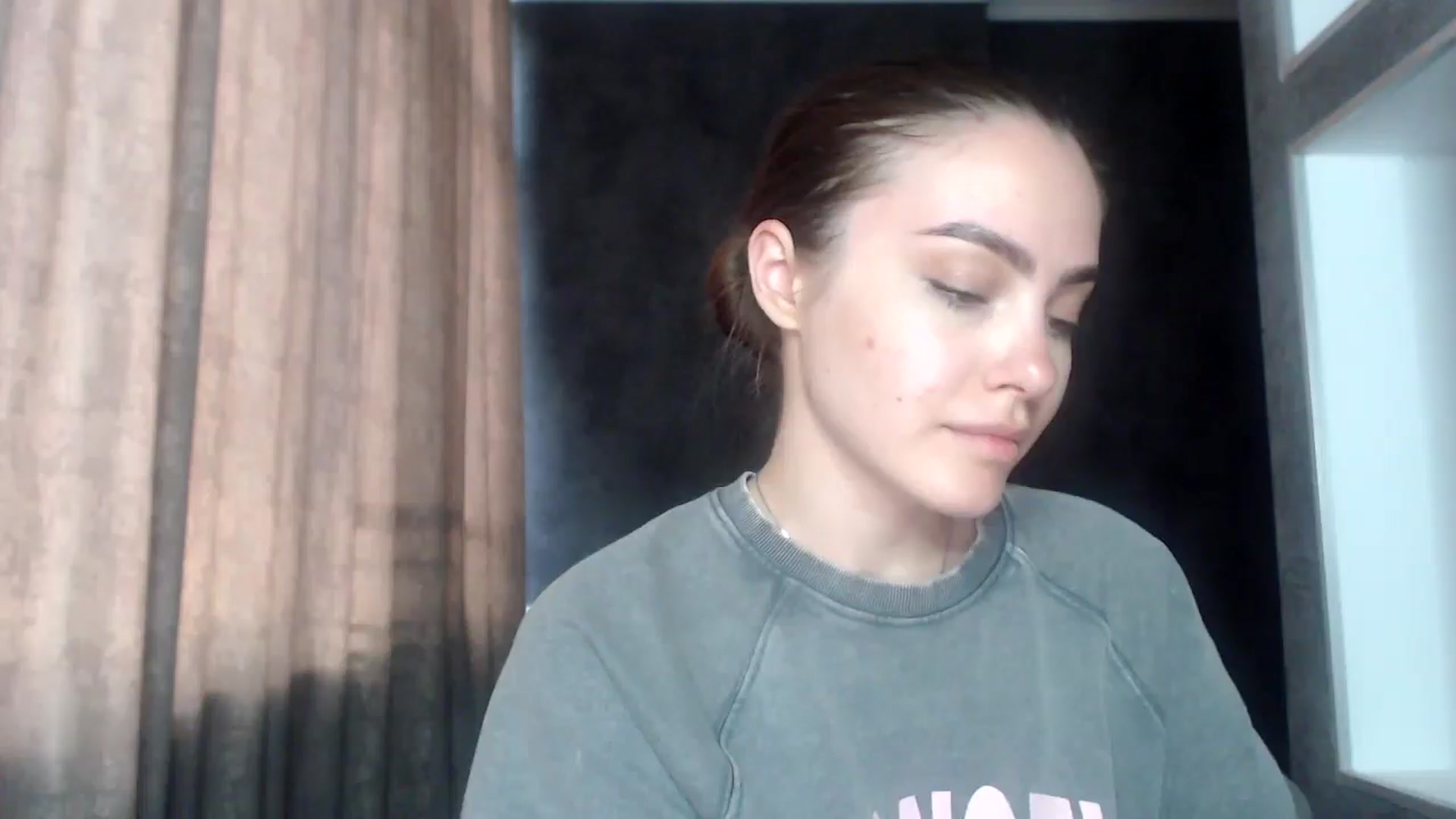 Gallery image thumbnail from MuseForYou_'s myfreecams stream on, 06/06/2025, 19:05 image 6 of 20