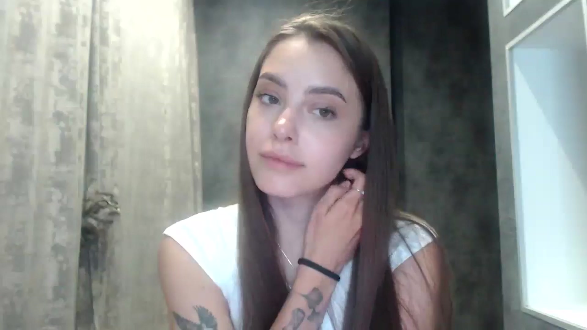 Gallery image thumbnail from MuseForYou_'s myfreecams stream on, 06/11/2025, 19:31 image 17 of 20