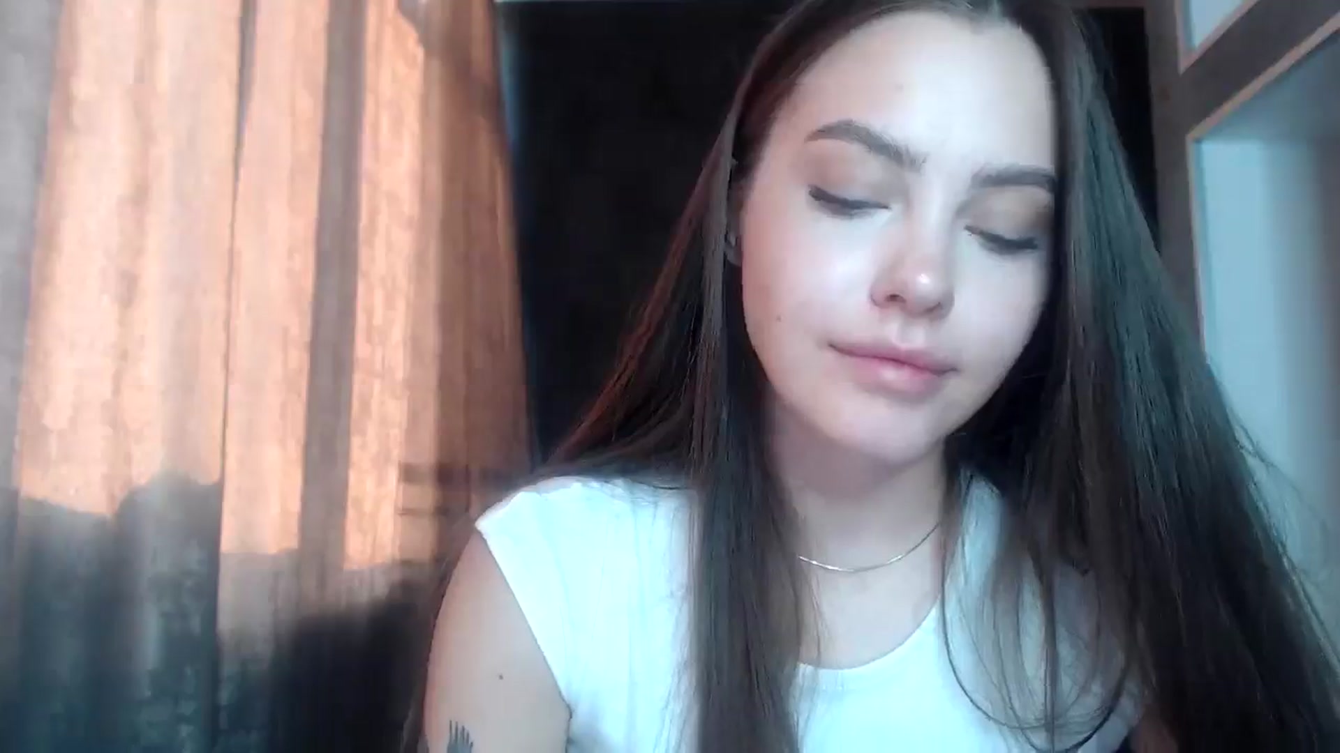 Gallery image thumbnail from MuseForYou_'s myfreecams stream on, 06/16/2025, 17:27 image 8 of 20