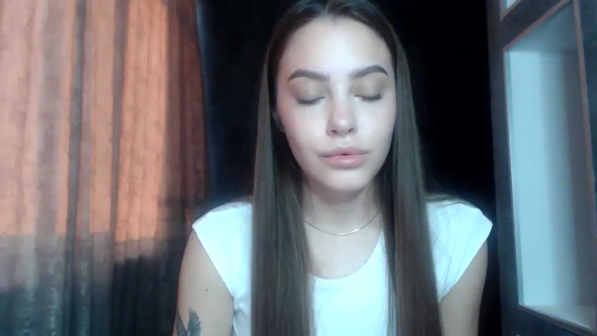 Gallery image thumbnail from MuseForYou_'s myfreecams stream on, 06/24/2025, 17:37 image 15 of 20