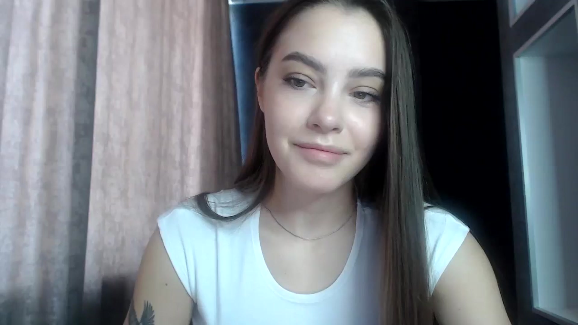 Gallery image thumbnail from MuseForYou_'s myfreecams stream on, 06/25/2025, 10:36 image 11 of 20