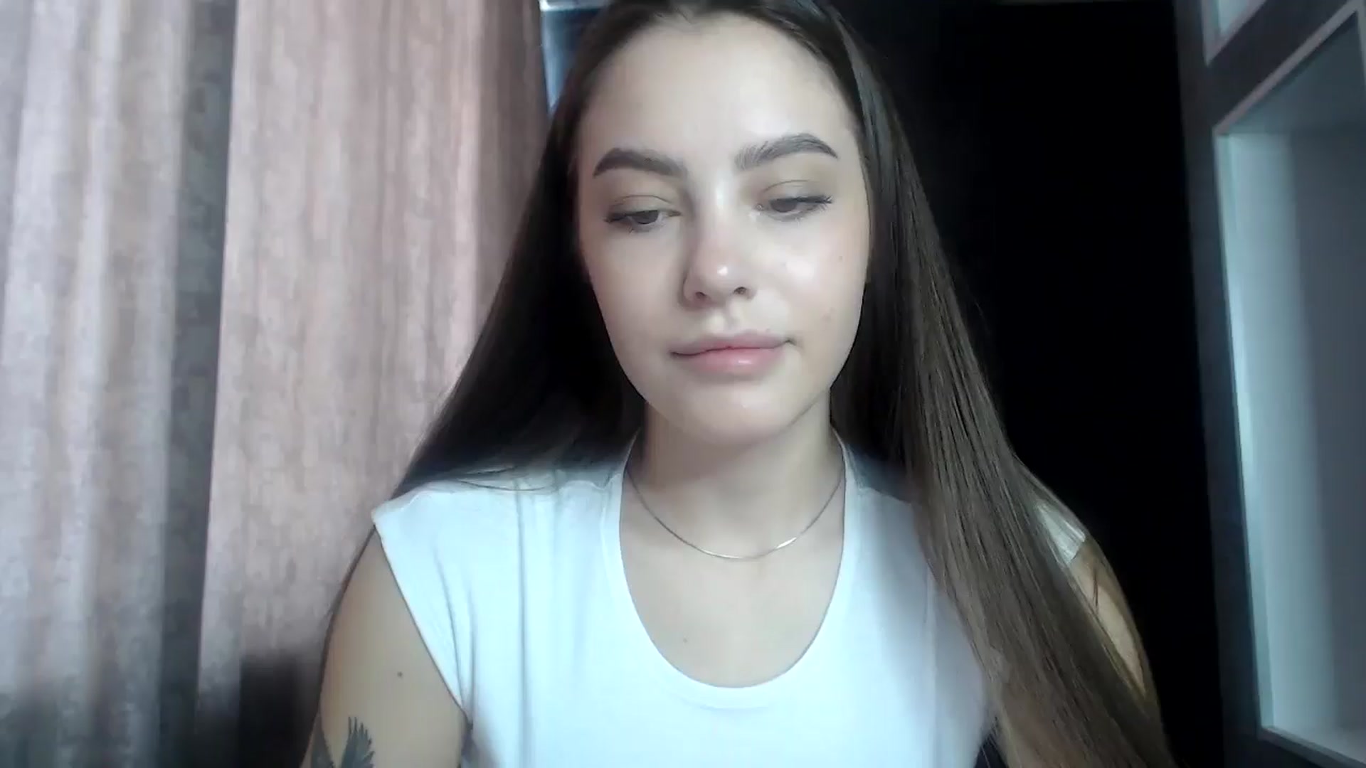 Gallery image thumbnail from MuseForYou_'s myfreecams stream on, 06/25/2025, 10:36 image 17 of 20