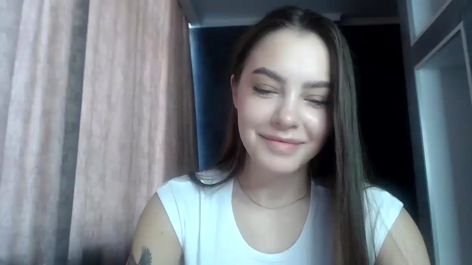 Gallery image thumbnail from MuseForYou_'s myfreecams stream on, 06/25/2025, 10:36 image 8 of 20