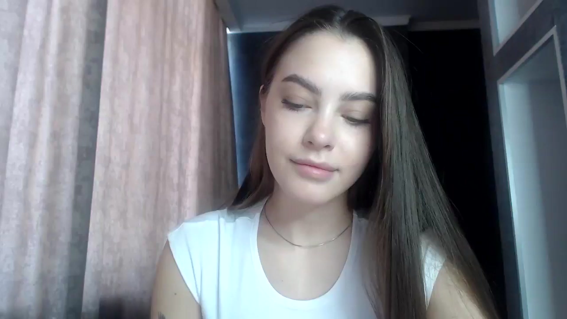 Gallery image thumbnail from MuseForYou_'s myfreecams stream on, 06/25/2025, 10:36 image 1 of 20