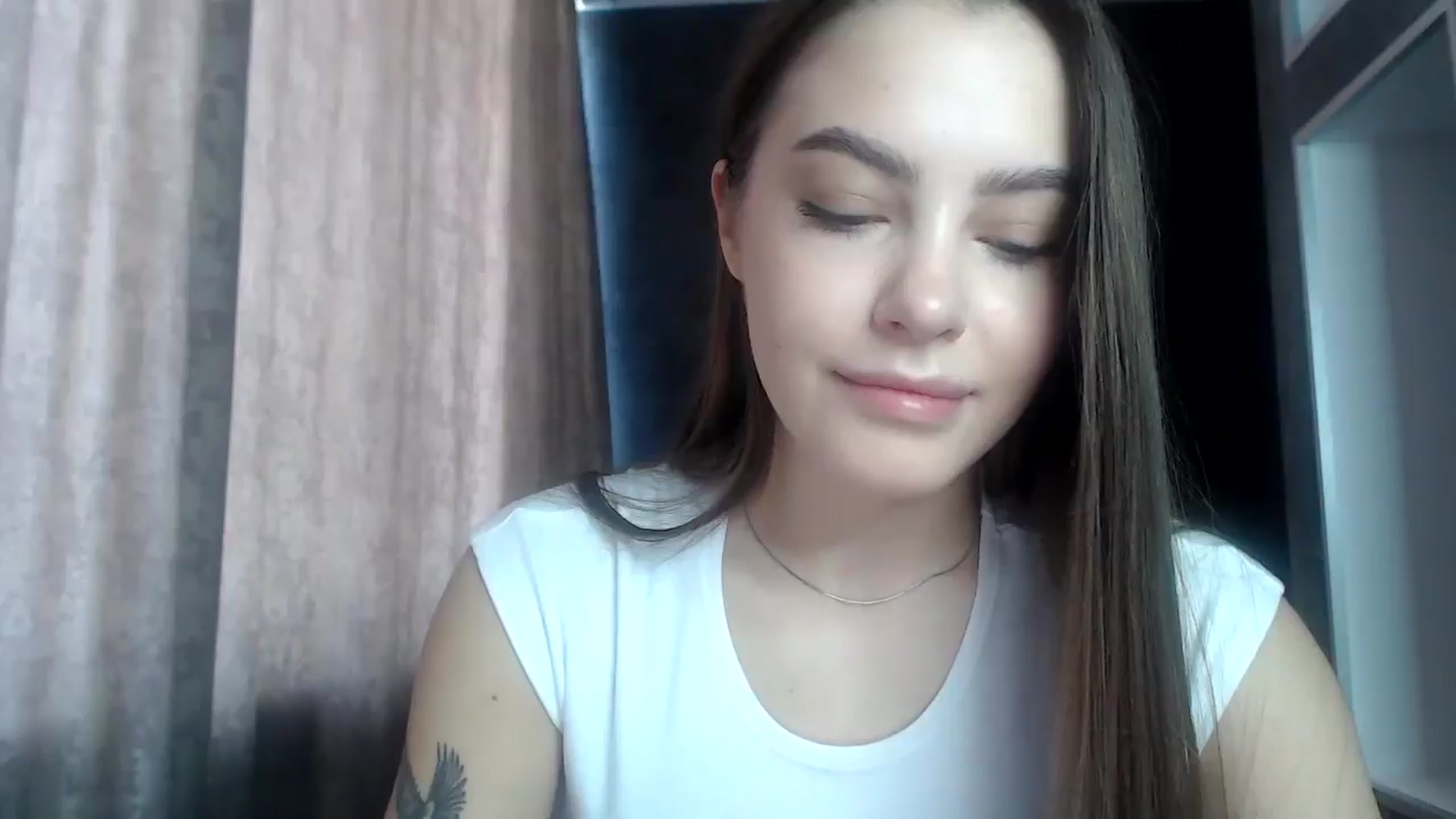 Gallery image thumbnail from MuseForYou_'s myfreecams stream on, 06/25/2025, 10:36 image 9 of 20
