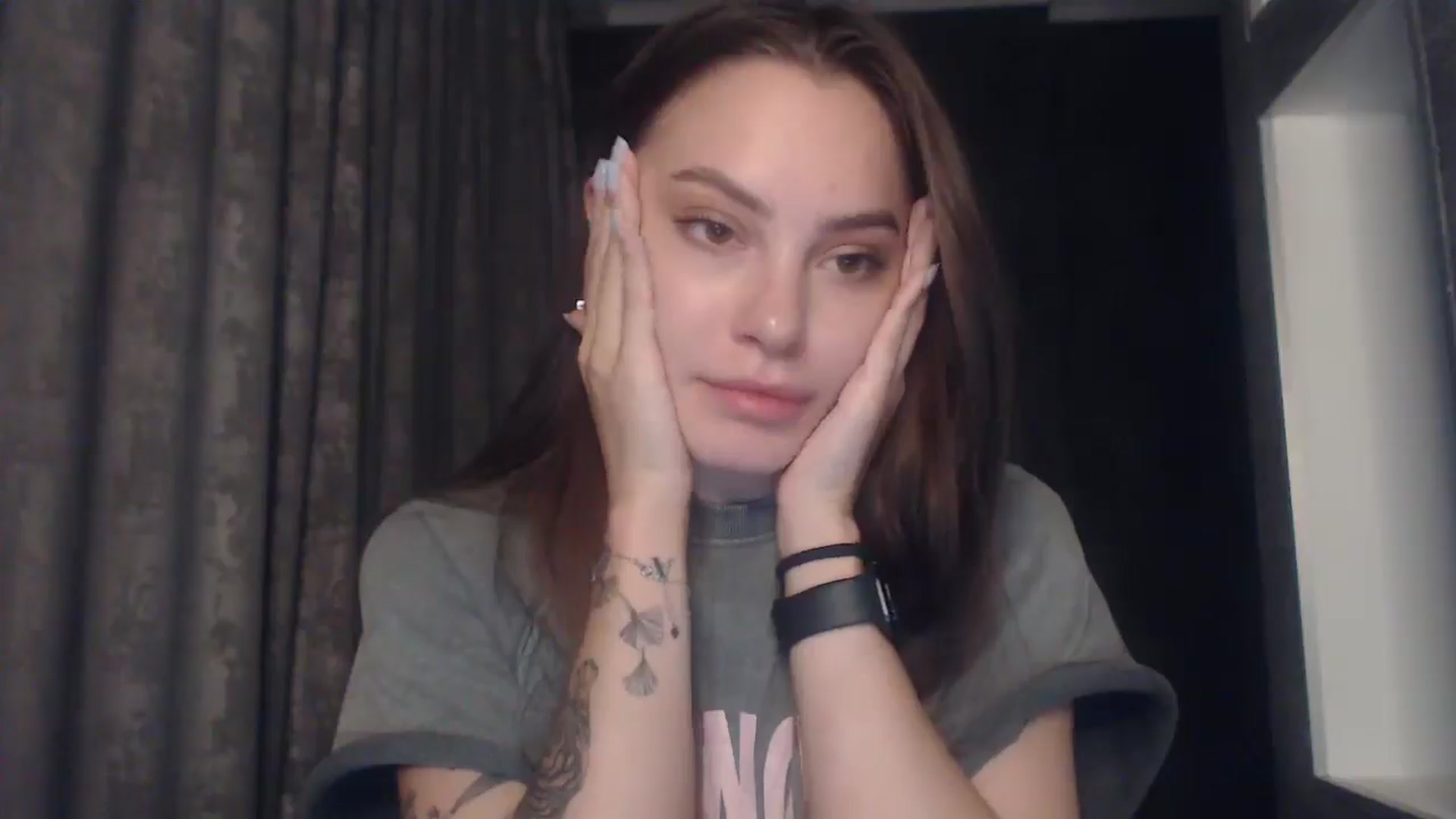 Gallery image thumbnail from MuseForYou_'s myfreecams stream on, 08/13/2025, 24:33 image 15 of 20