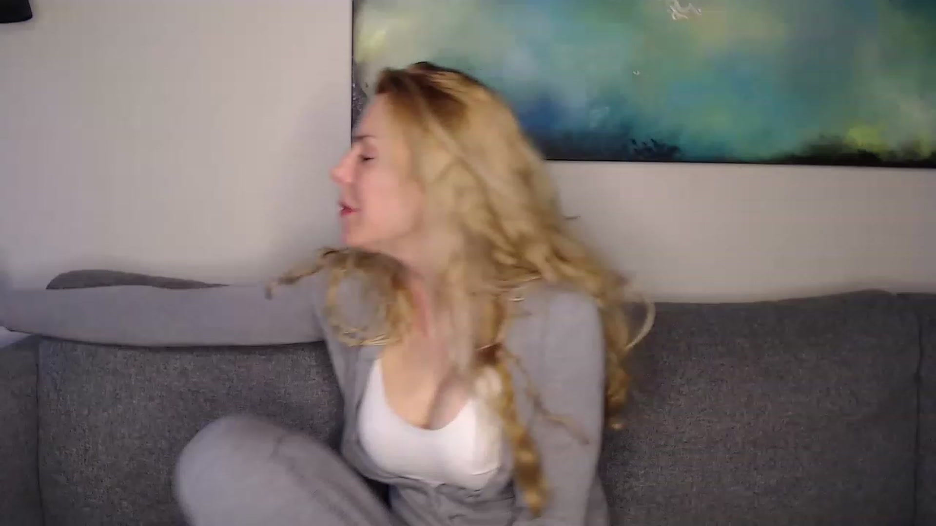 Gallery image thumbnail from MuseThalia's myfreecams stream on, 01/03/2023, 18:50 image 14 of 20