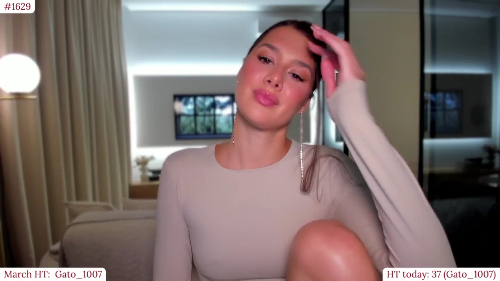 Gallery image thumbnail from Muse_'s myfreecams stream on, 03/01/2025, 19:07 image 5 of 20