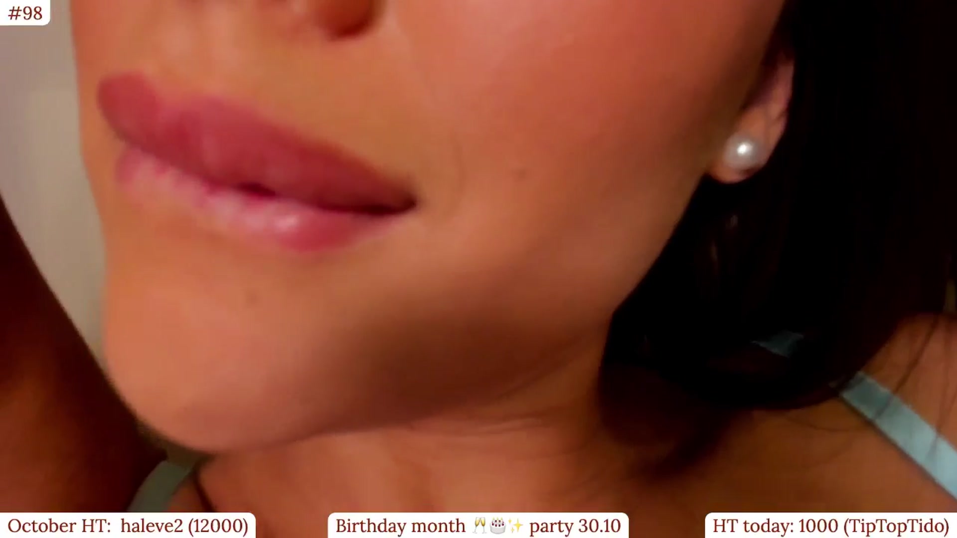Gallery image thumbnail from Muse_'s myfreecams stream on, 10/18/2025, 20:13 image 4 of 20