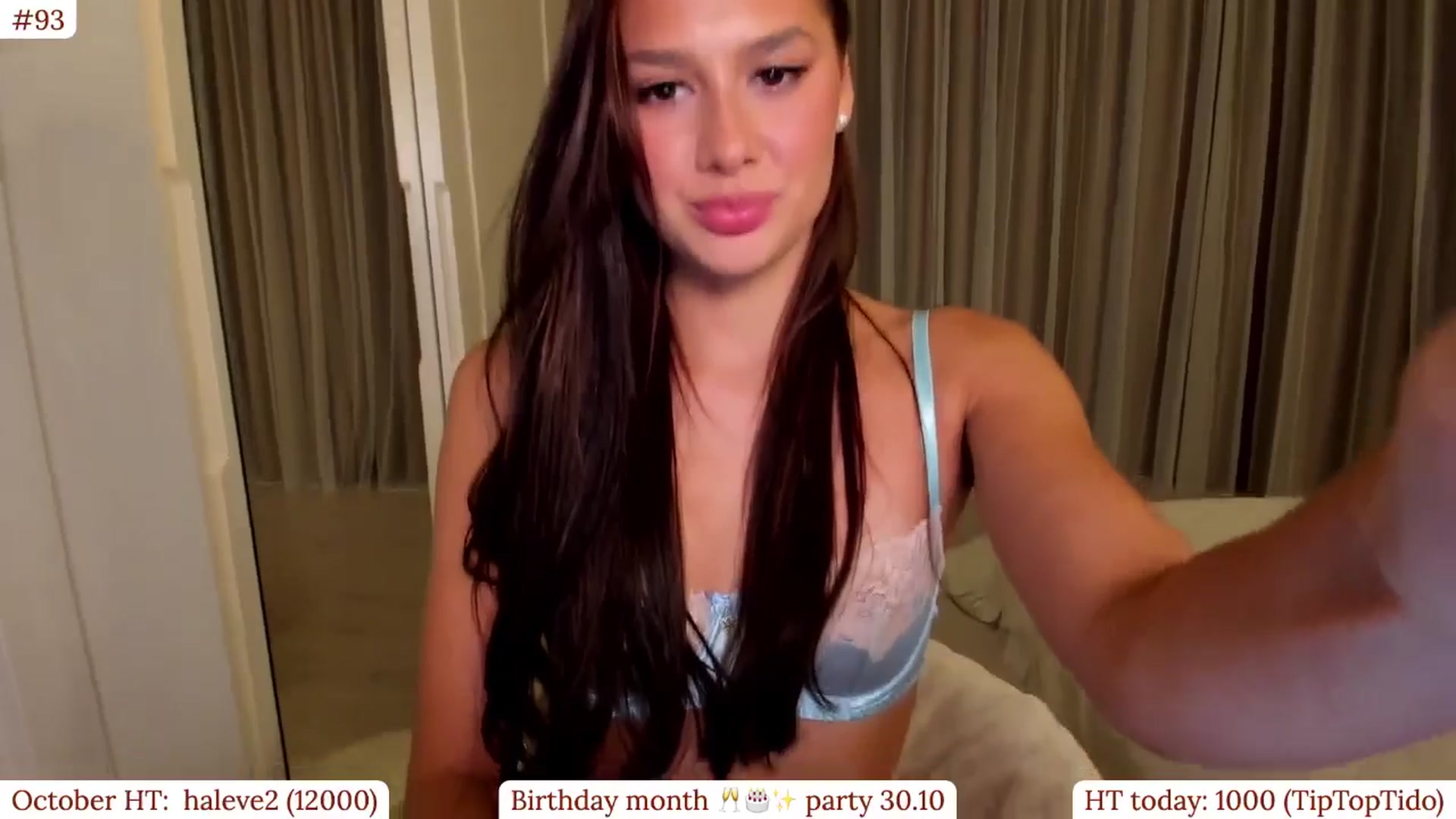 Gallery image thumbnail from Muse_'s myfreecams stream on, 10/18/2025, 22:40 image 18 of 20