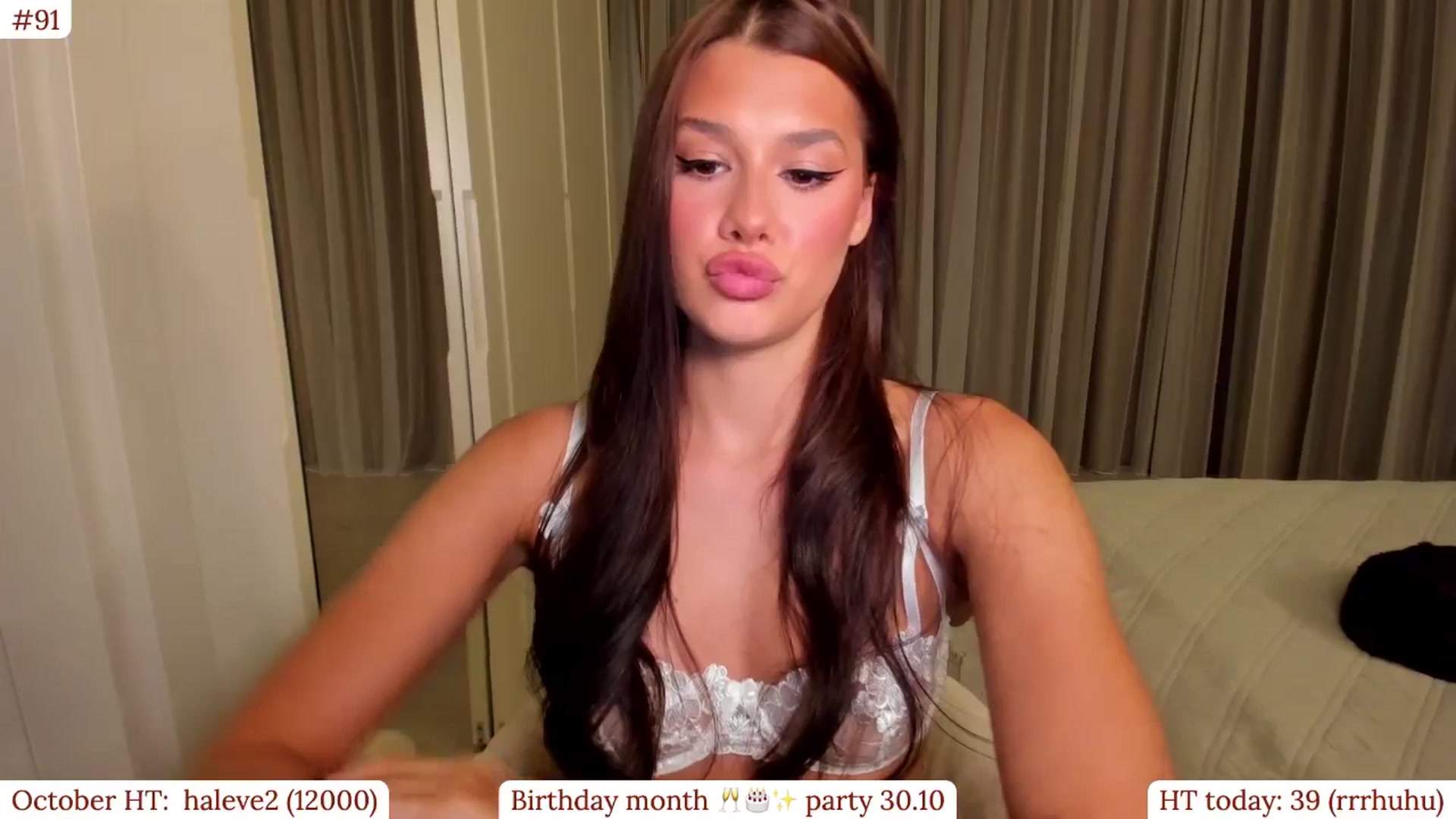 Gallery image thumbnail from Muse_'s myfreecams stream on, 10/20/2025, 18:37 image 14 of 20
