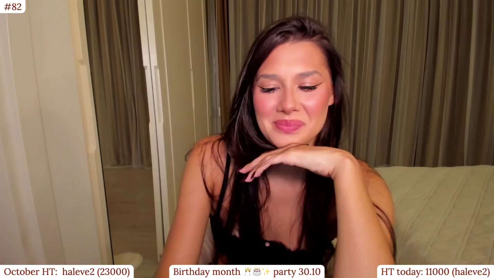 Gallery image thumbnail from Muse_'s myfreecams stream on, 10/21/2025, 22:03 image 7 of 20