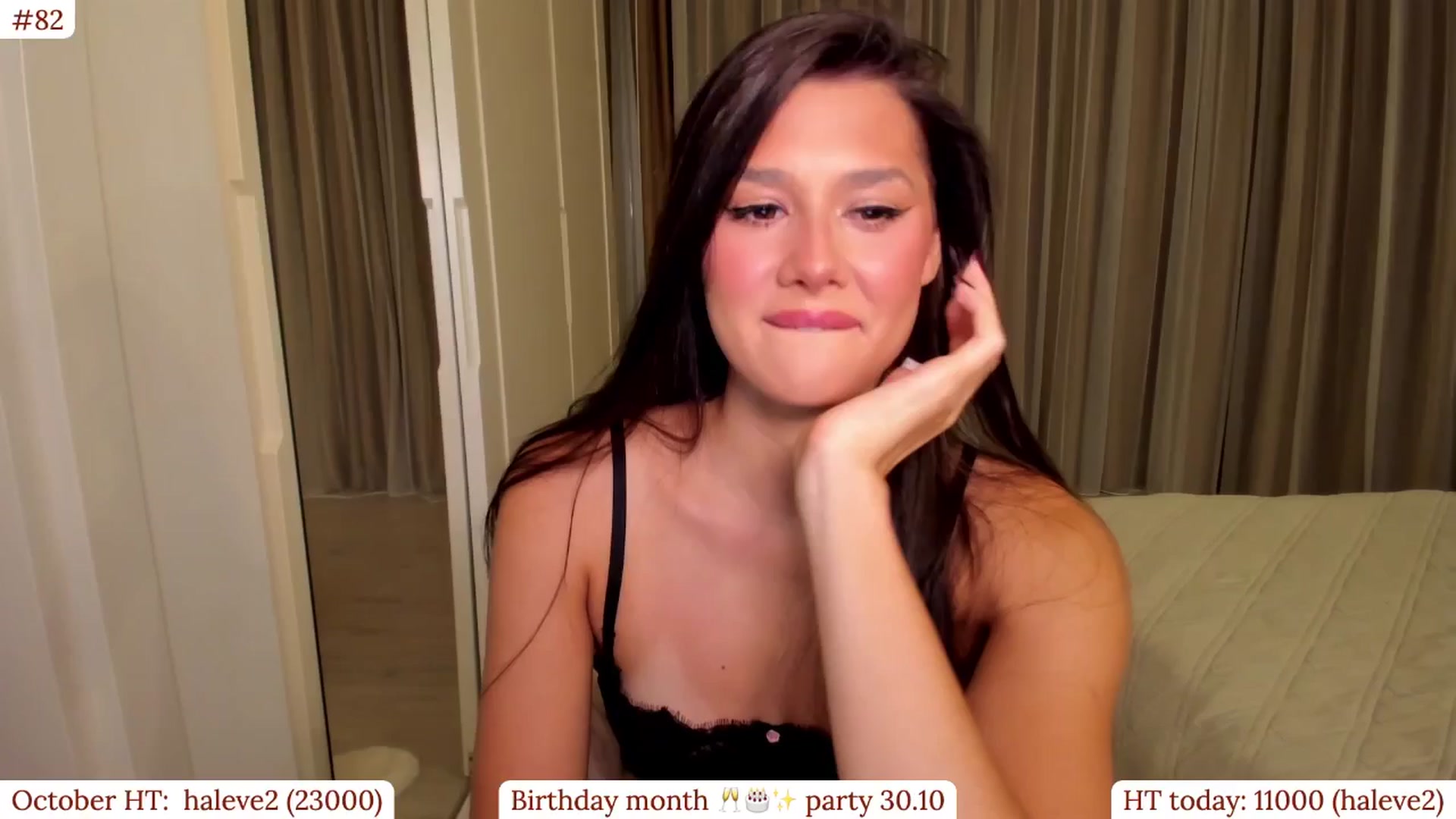 Gallery image thumbnail from Muse_'s myfreecams stream on, 10/21/2025, 22:03 image 13 of 20
