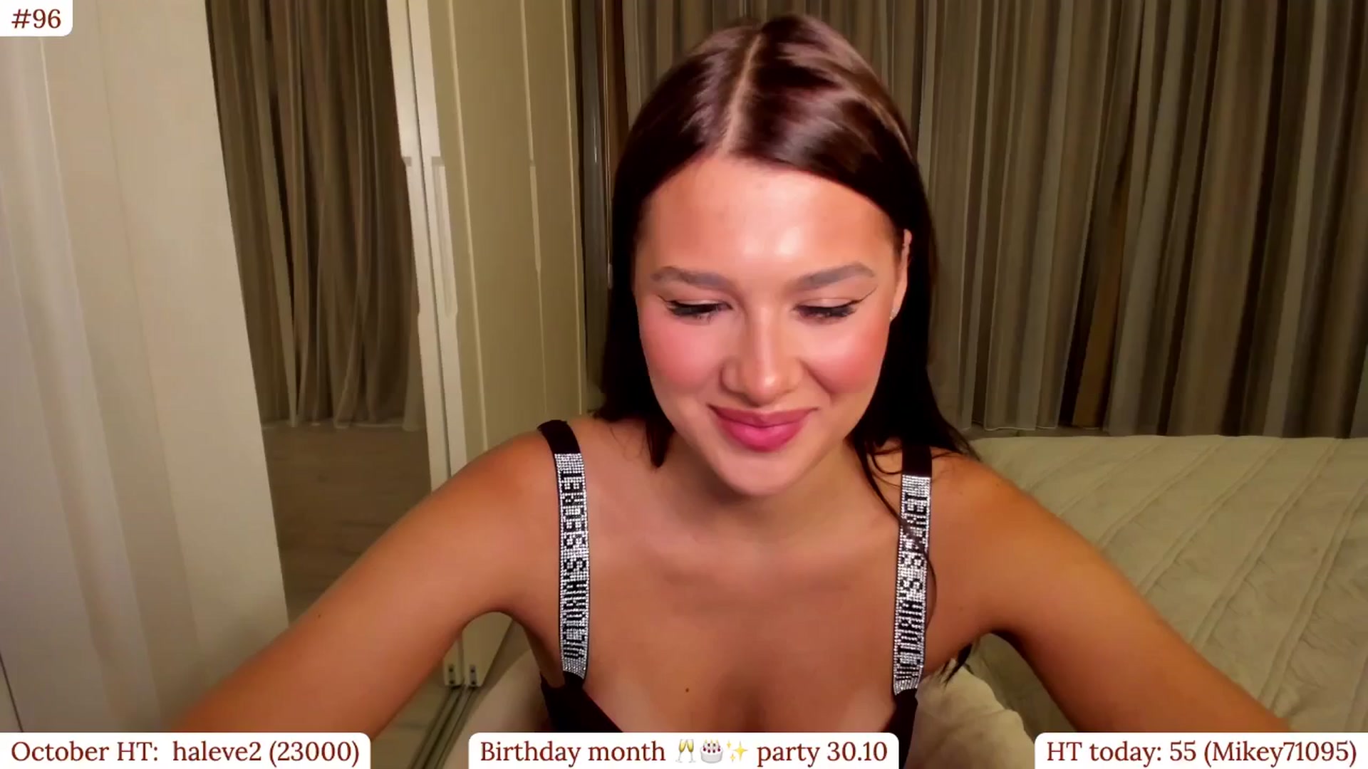 Gallery image thumbnail from Muse_'s myfreecams stream on, 10/28/2025, 22:46 image 3 of 20