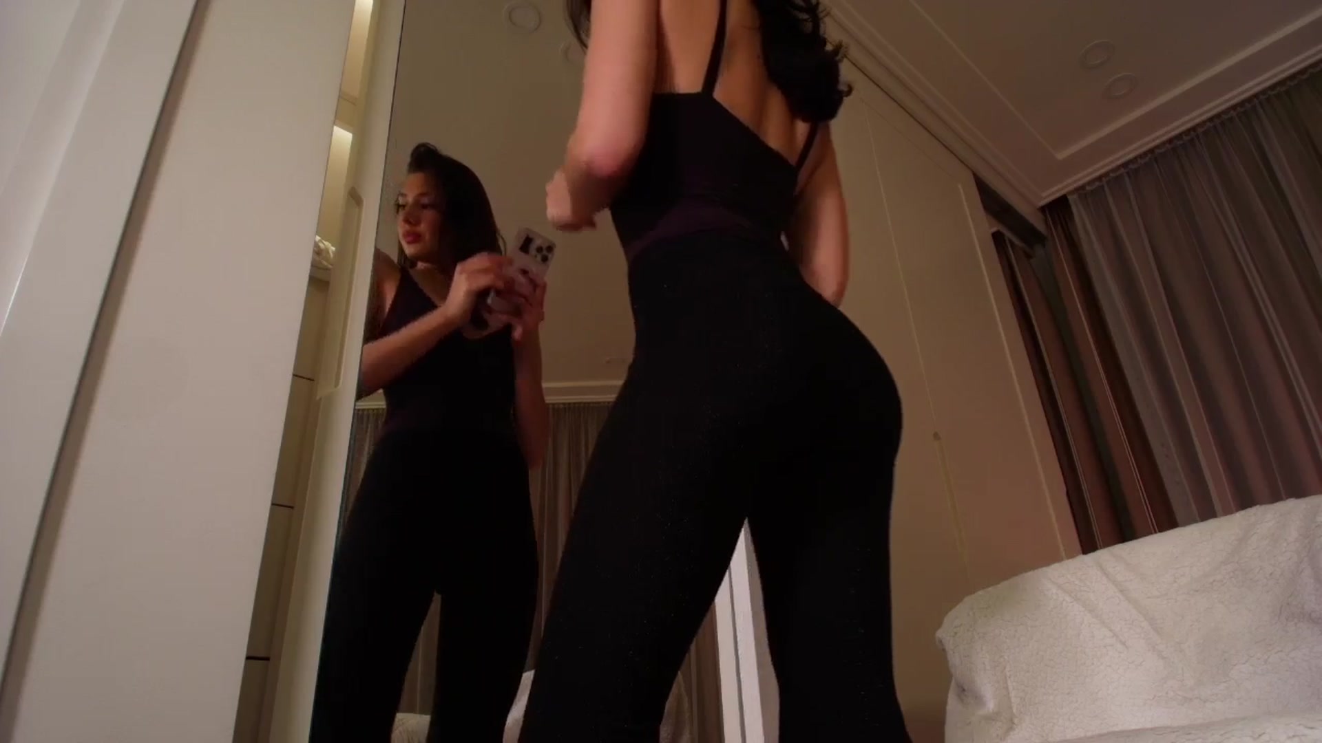 Gallery image thumbnail from Muse_'s myfreecams stream on, 02/14/2026, 18:30 image 15 of 20