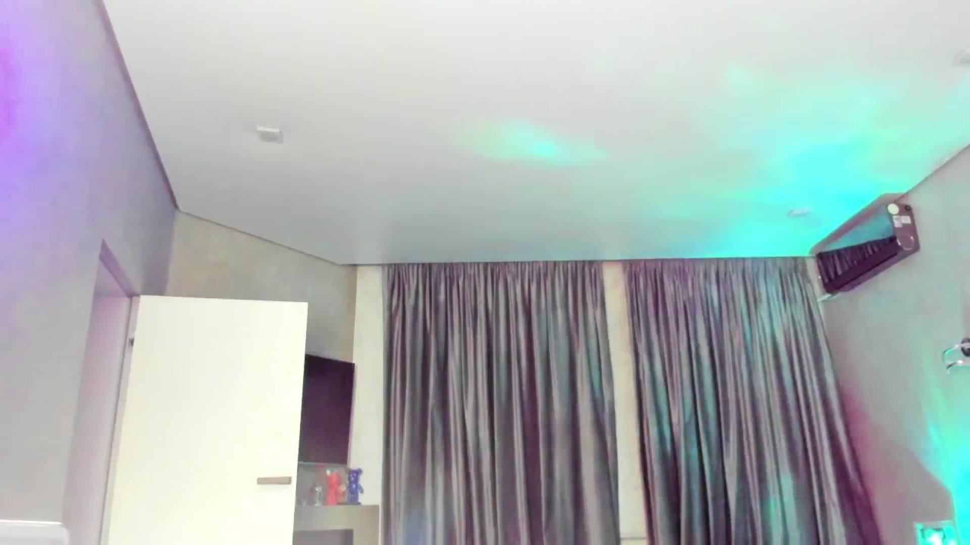 Gallery image thumbnail from MustHaveK's myfreecams stream on, 07/18/2025, 21:17 image 18 of 20