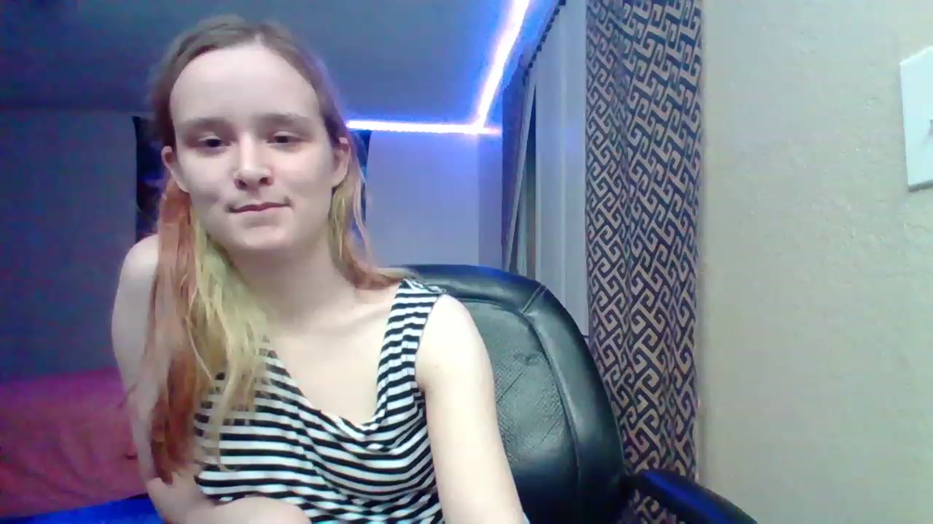 Gallery image thumbnail from MutePrincess's myfreecams stream on, 11/24/2022, 05:48 image 8 of 20