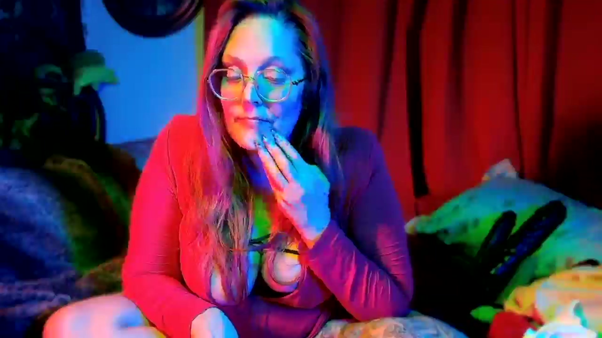 Gallery image thumbnail from MxLucyfer's myfreecams stream on, 08/15/2025, 12:16 image 15 of 20