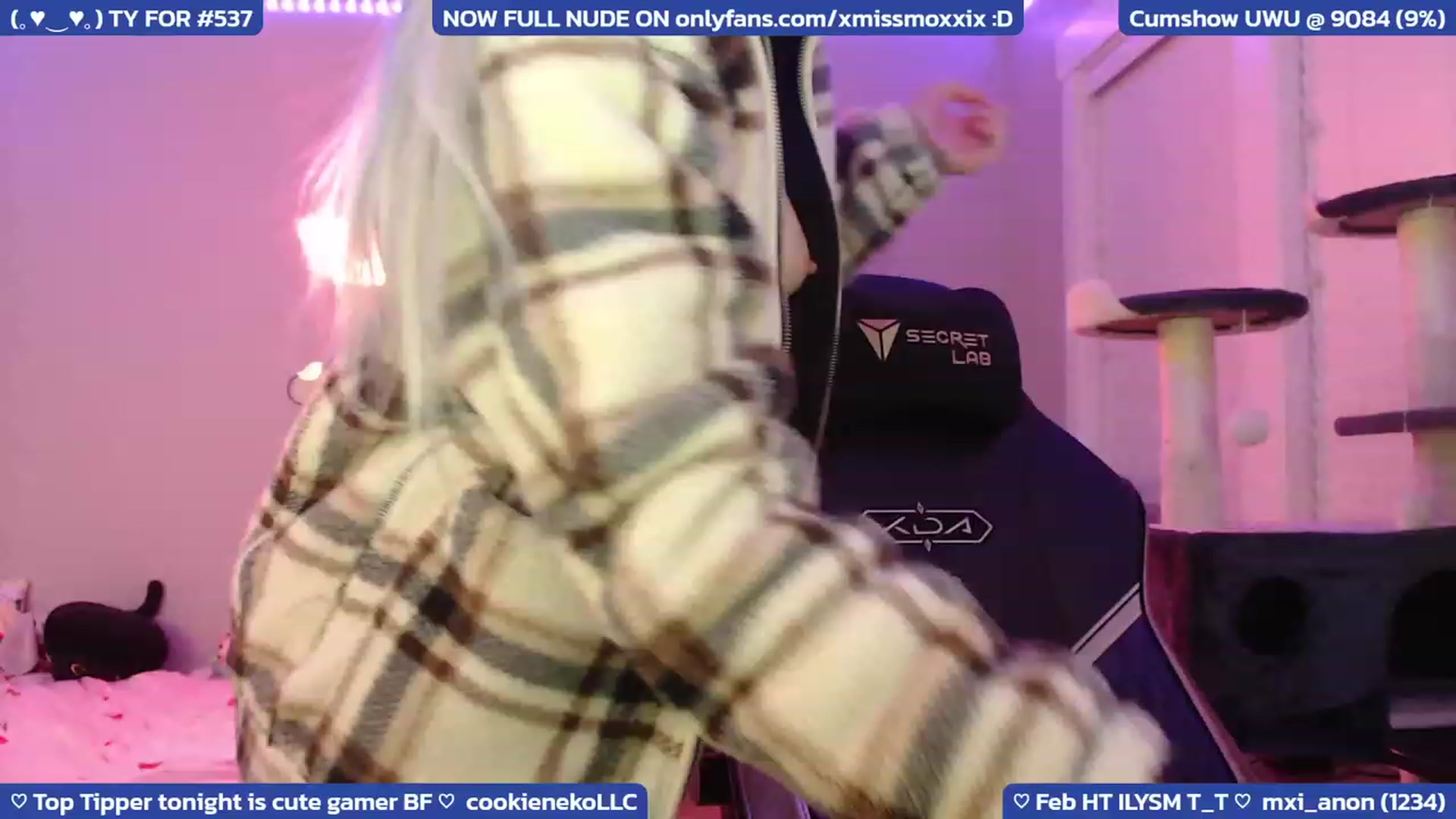 Gallery image thumbnail from Mxi2PumpChump's myfreecams stream on, 02/04/2023, 06:19 image 2 of 20