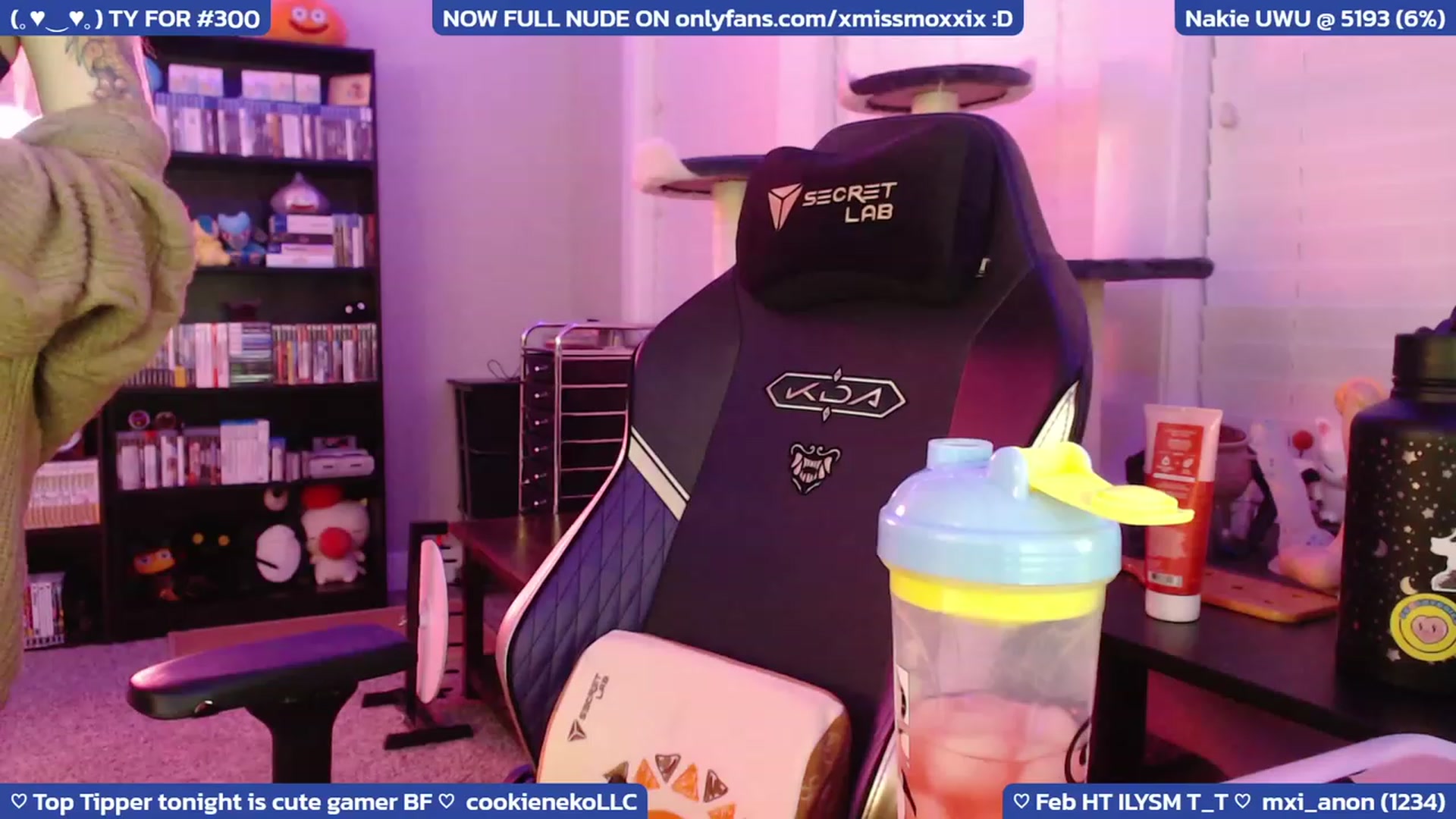 Gallery image thumbnail from Mxi2PumpChump's myfreecams stream on, 02/10/2023, 06:38 image 3 of 20