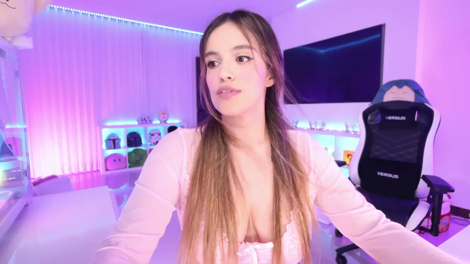 Gallery image thumbnail from MyCheetara's myfreecams stream on, 09/22/2025, 03:28 image 20 of 20