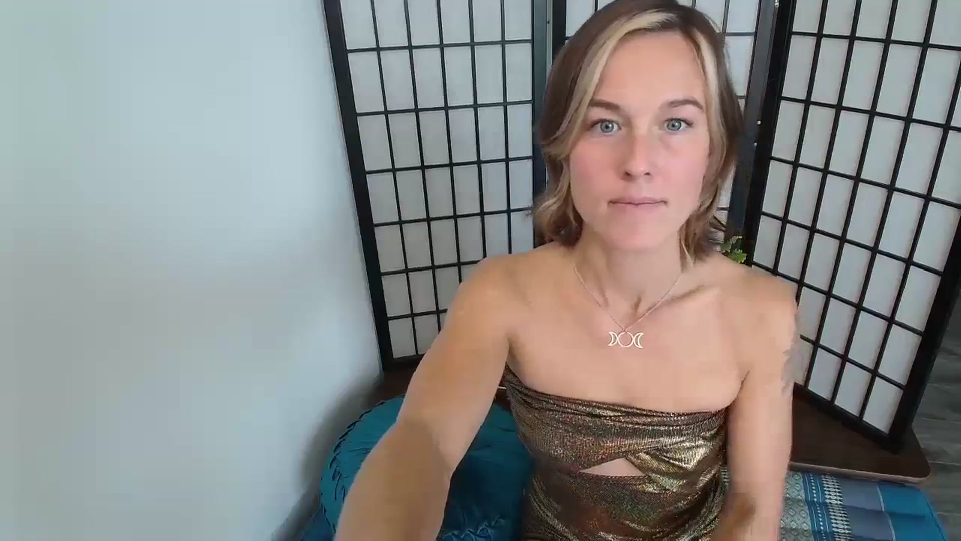 Gallery image thumbnail from MyEmpress's myfreecams stream on, 10/26/2023, 16:30 image 10 of 20