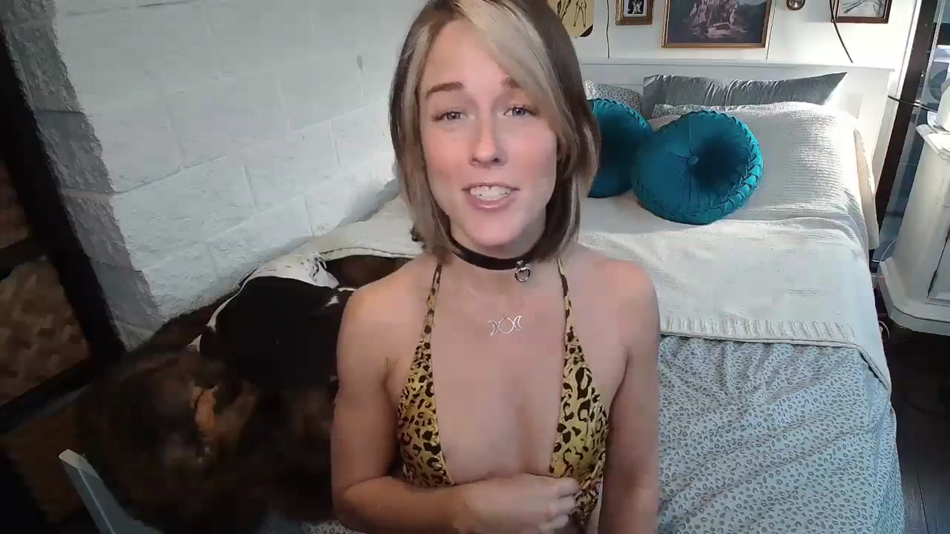 Gallery image thumbnail from MyEmpress's myfreecams stream on, 11/15/2023, 17:38 image 11 of 20