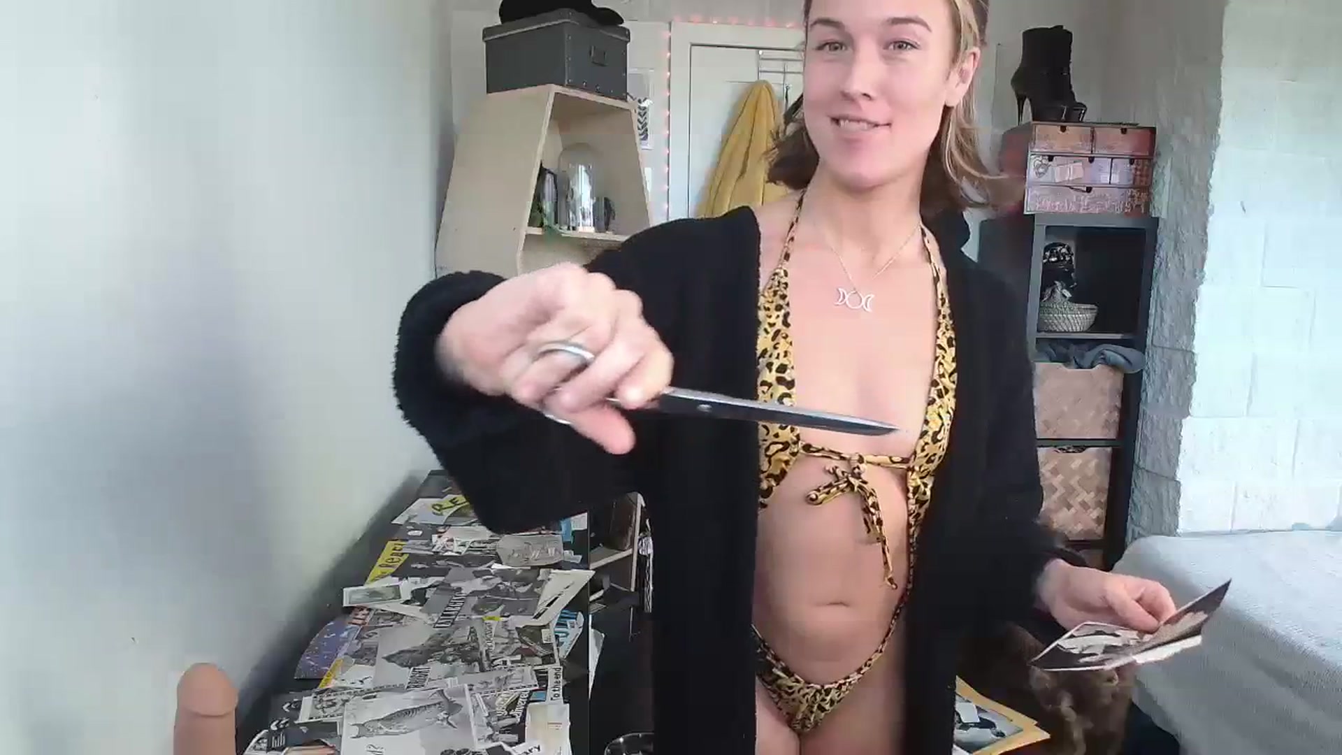 Gallery image thumbnail from MyEmpress's myfreecams stream on, 11/18/2023, 19:08 image 9 of 20