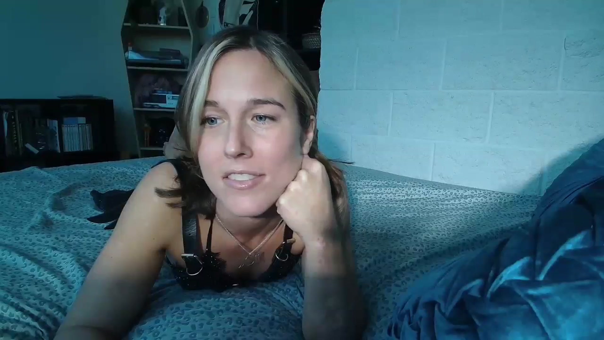 Gallery image thumbnail from MyEmpress's myfreecams stream on, 11/18/2023, 22:43 image 20 of 20