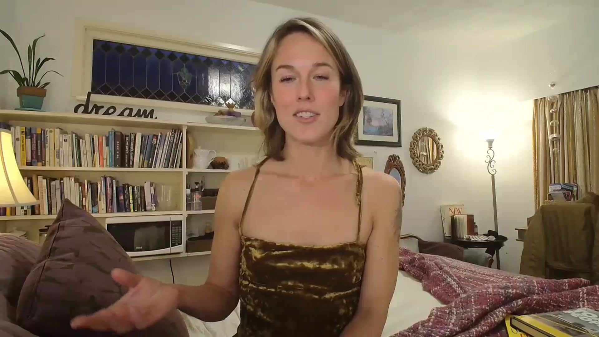 Gallery image thumbnail from MyEmpress's myfreecams stream on, 12/01/2023, 24:36 image 18 of 20