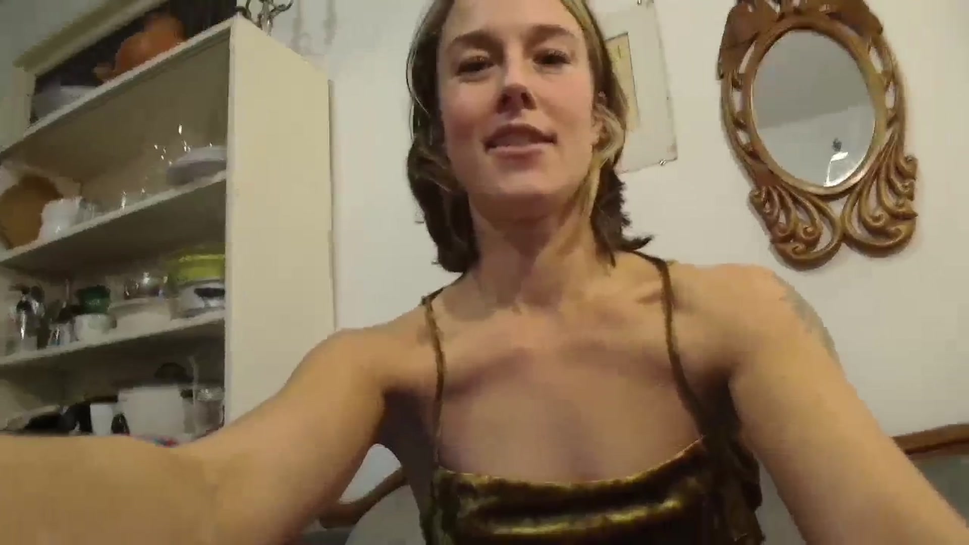 Gallery image thumbnail from MyEmpress's myfreecams stream on, 12/01/2023, 06:48 image 3 of 20