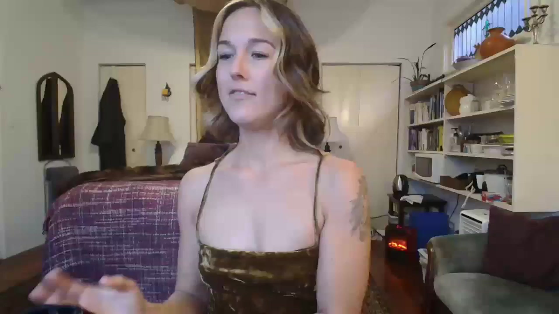 Gallery image thumbnail from MyEmpress's myfreecams stream on, 12/01/2023, 18:06 image 1 of 20