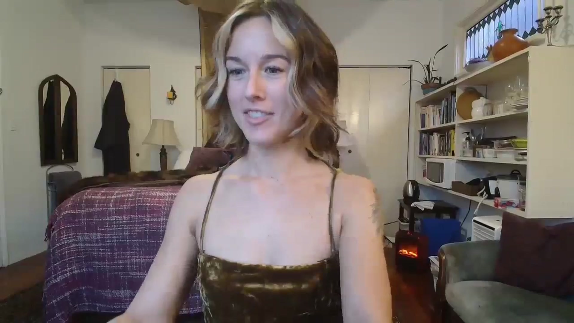 Gallery image thumbnail from MyEmpress's myfreecams stream on, 12/01/2023, 18:06 image 4 of 20