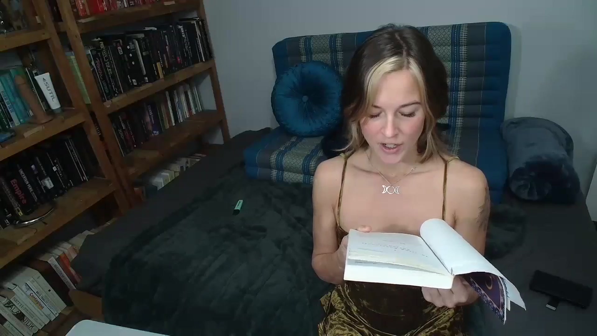 Gallery image thumbnail from MyEmpress's myfreecams stream on, 12/10/2023, 17:22 image 15 of 20