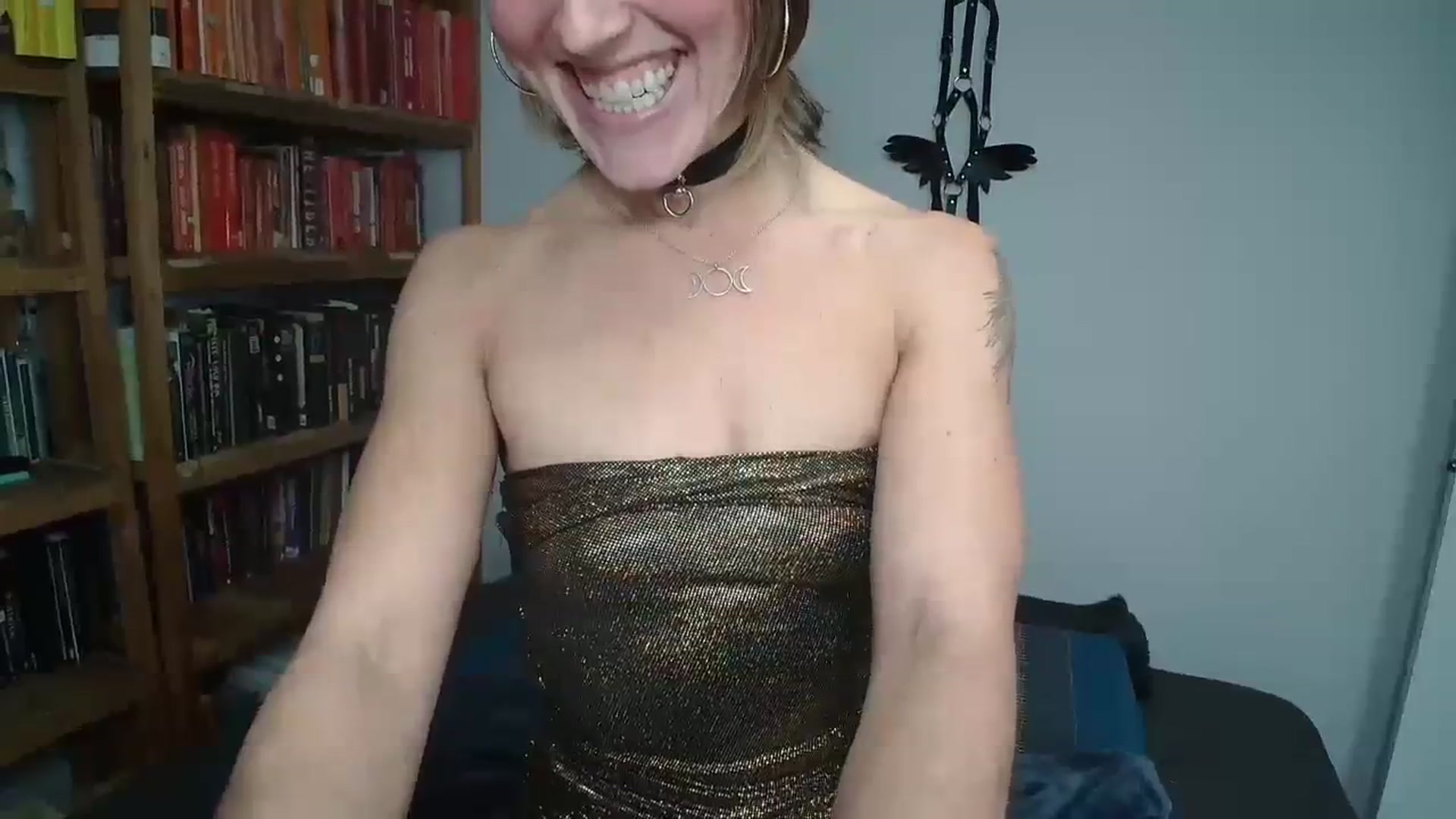 Gallery image thumbnail from MyEmpress's myfreecams stream on, 12/12/2023, 01:50 image 8 of 20