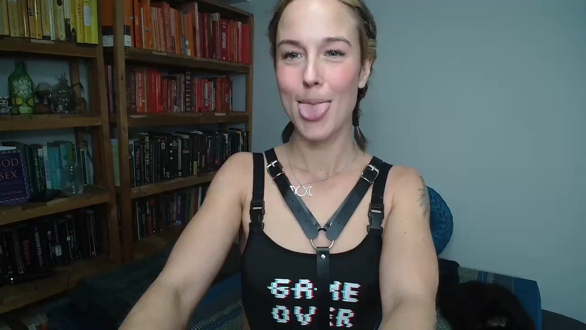 Gallery image thumbnail from MyEmpress's myfreecams stream on, 12/12/2023, 21:39 image 16 of 20