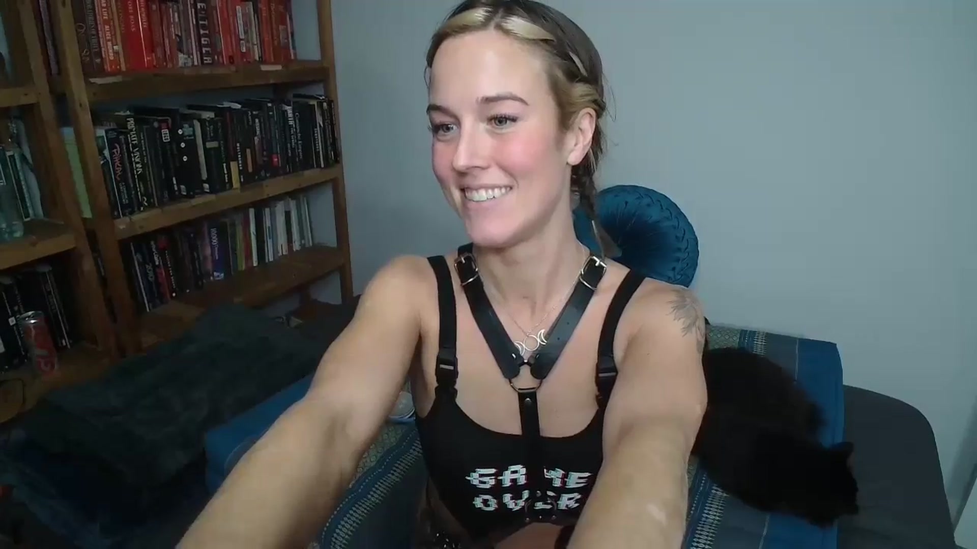 Gallery image thumbnail from MyEmpress's myfreecams stream on, 12/12/2023, 21:59 image 13 of 20