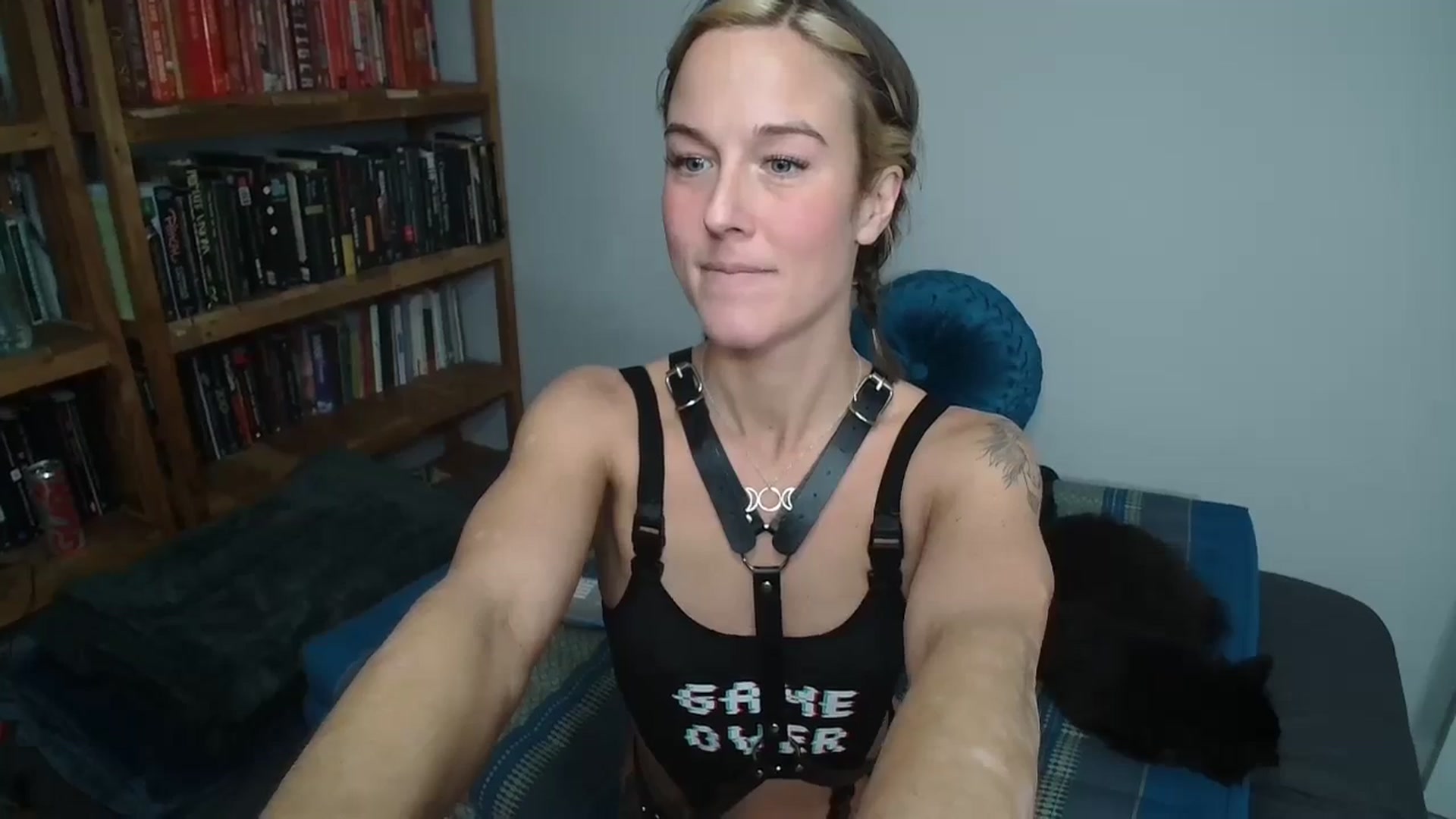 Gallery image thumbnail from MyEmpress's myfreecams stream on, 12/12/2023, 21:59 image 15 of 20