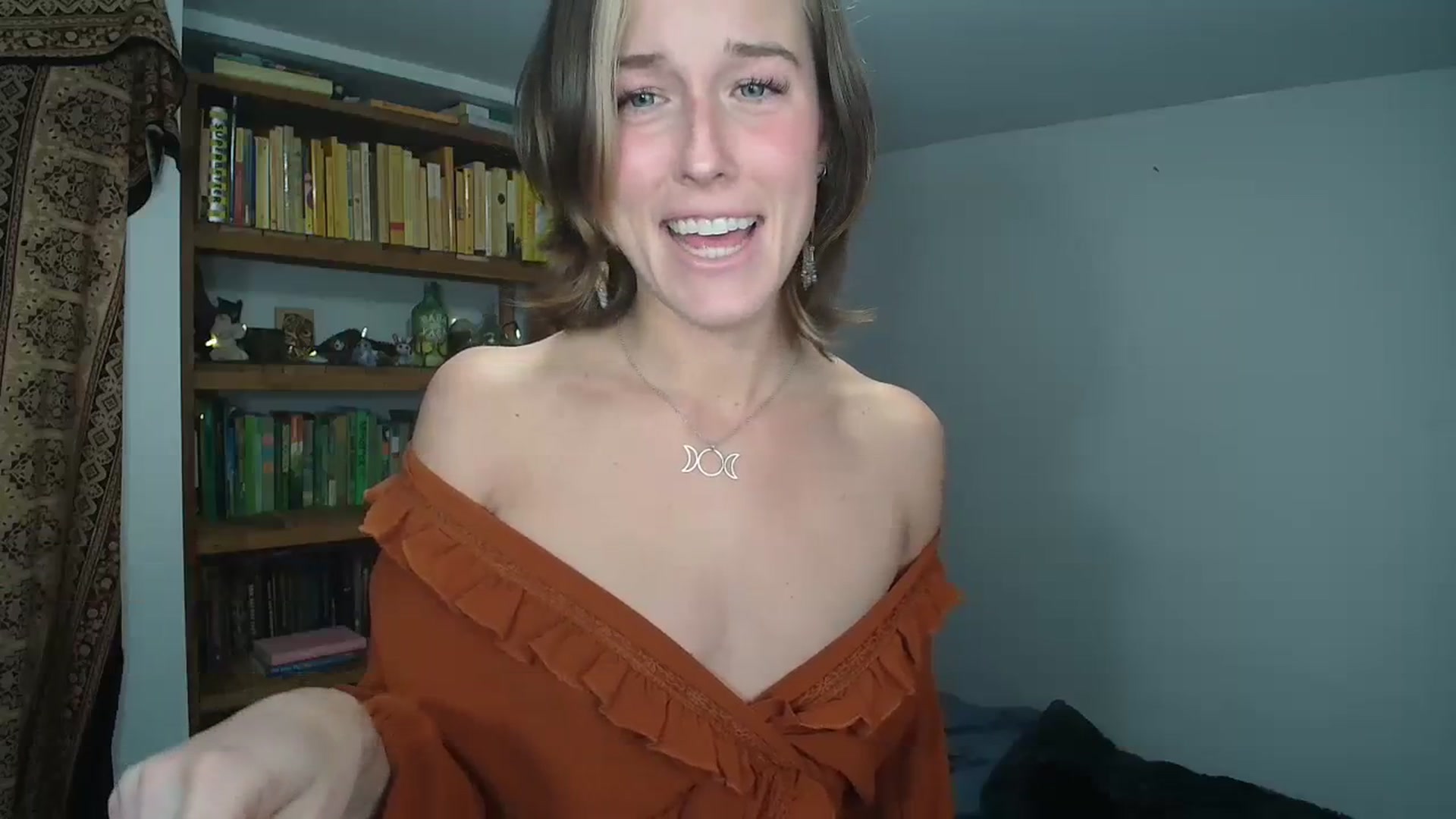 Gallery image thumbnail from MyEmpress's myfreecams stream on, 12/14/2023, 03:14 image 6 of 20