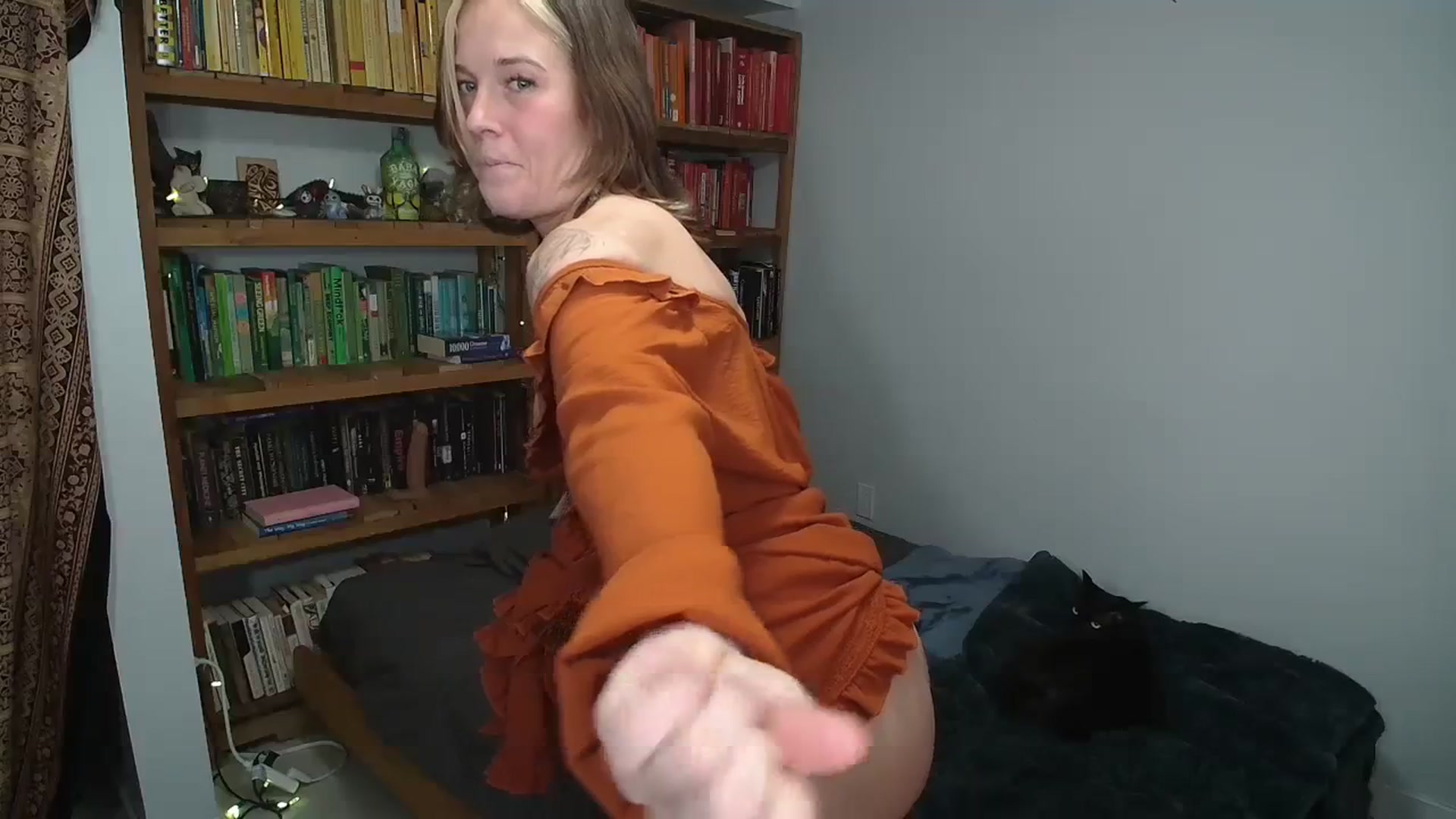 Gallery image thumbnail from MyEmpress's myfreecams stream on, 12/14/2023, 03:14 image 16 of 20