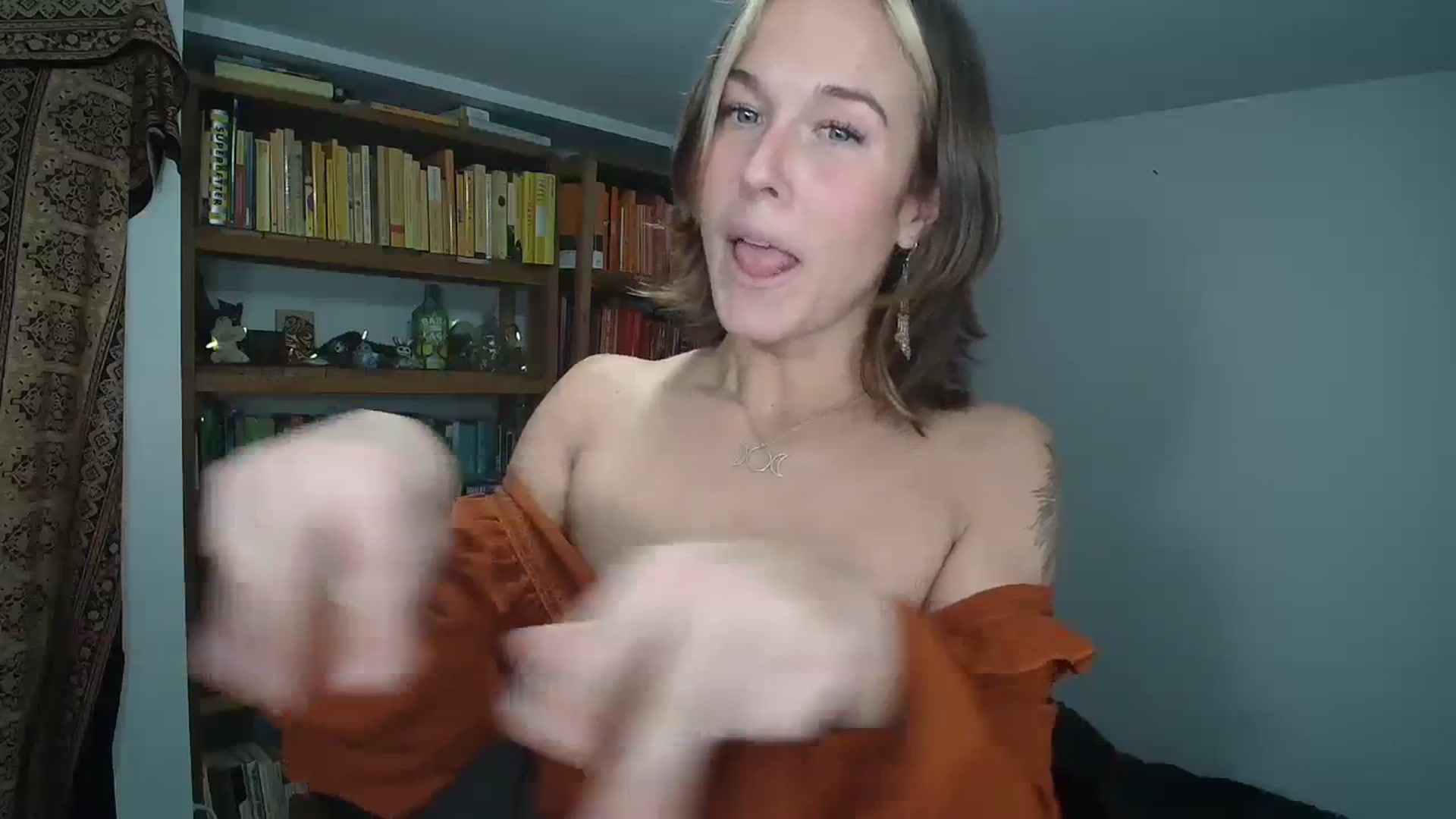 Gallery image thumbnail from MyEmpress's myfreecams stream on, 12/14/2023, 03:14 image 12 of 20