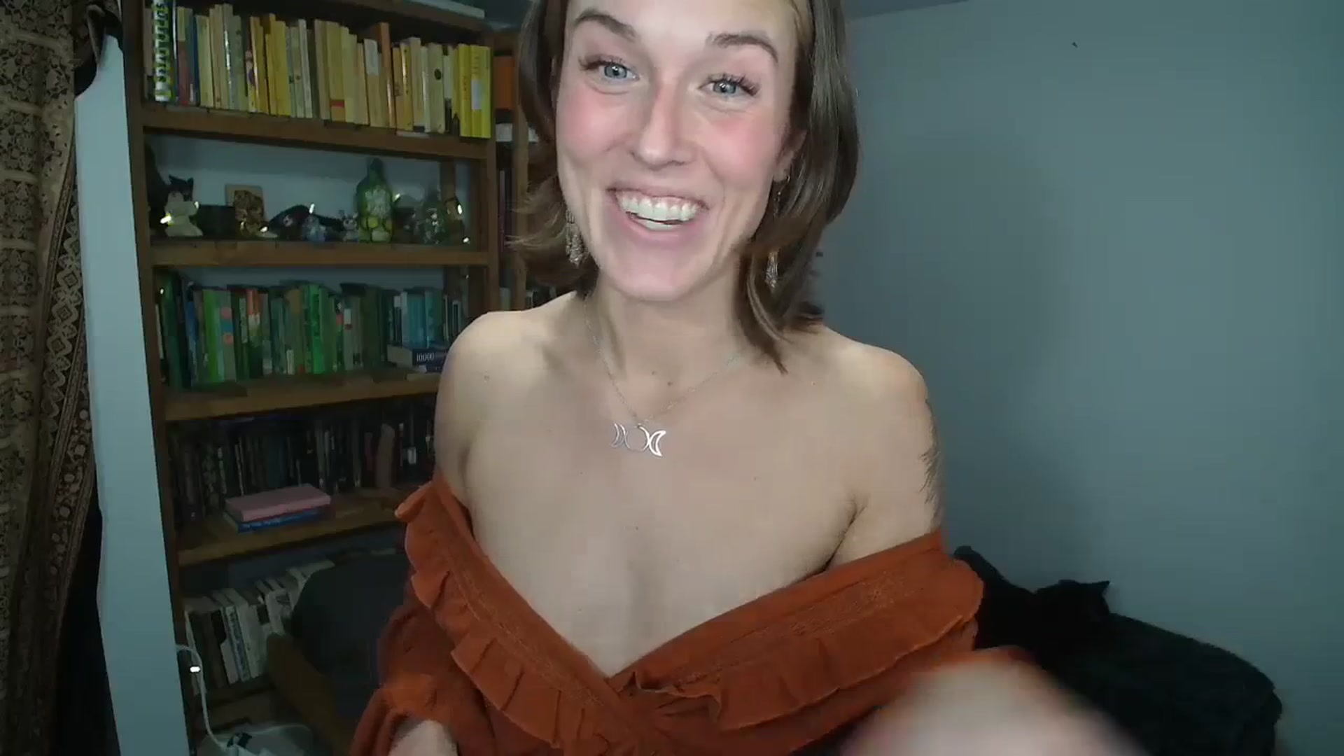 Gallery image thumbnail from MyEmpress's myfreecams stream on, 12/14/2023, 03:14 image 17 of 20