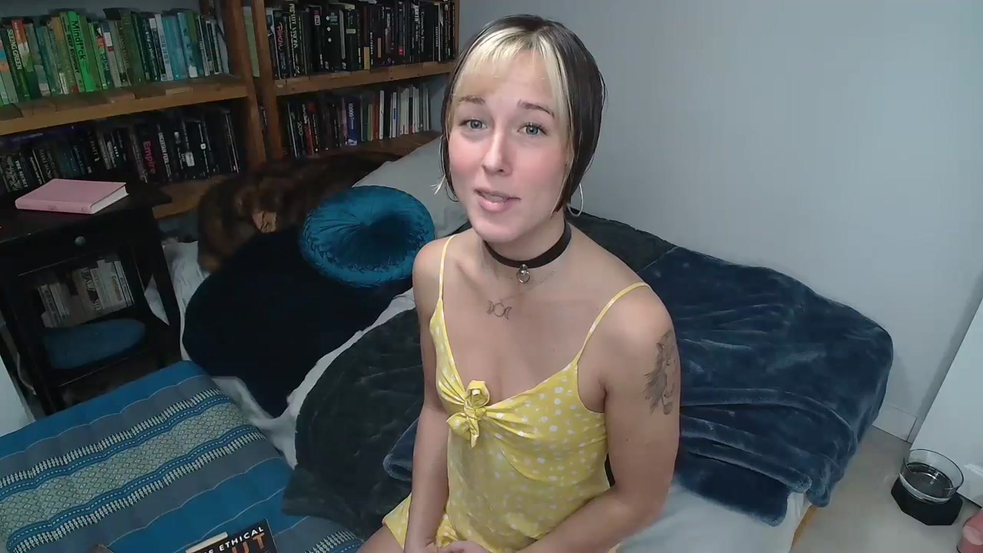 Gallery image thumbnail from MyEmpress's myfreecams stream on, 12/19/2023, 17:35 image 13 of 20