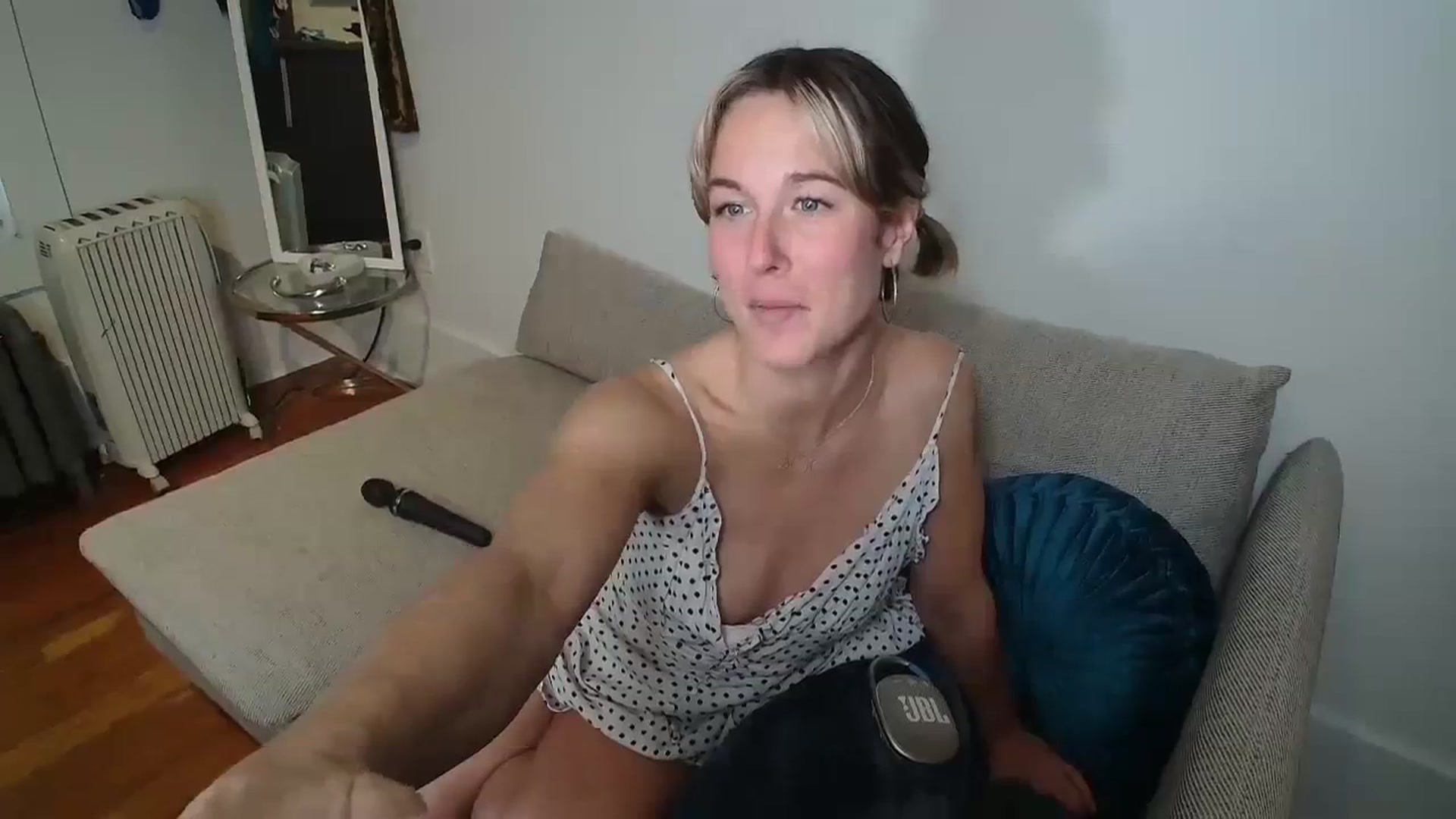 Gallery image thumbnail from MyEmpress's myfreecams stream on, 01/30/2024, 22:37 image 5 of 20