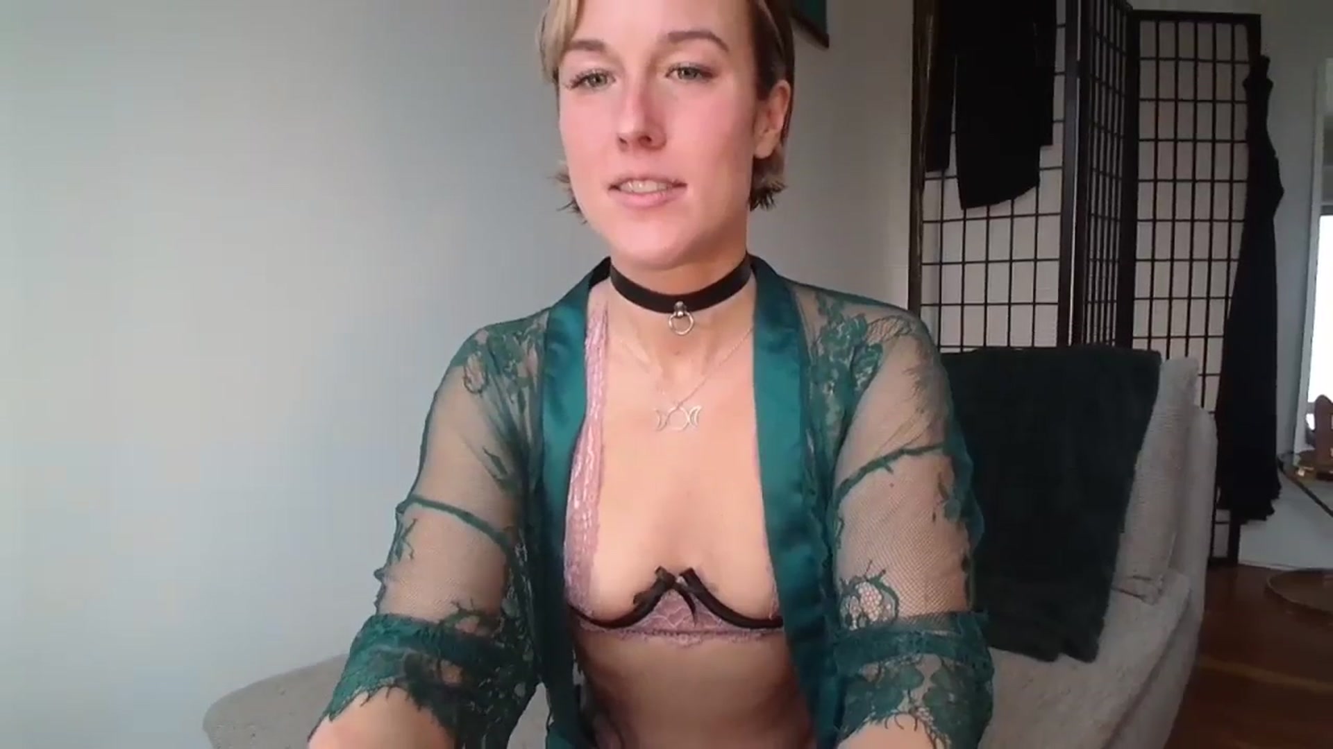 Gallery image thumbnail from MyEmpress's myfreecams stream on, 02/02/2024, 19:12 image 19 of 20