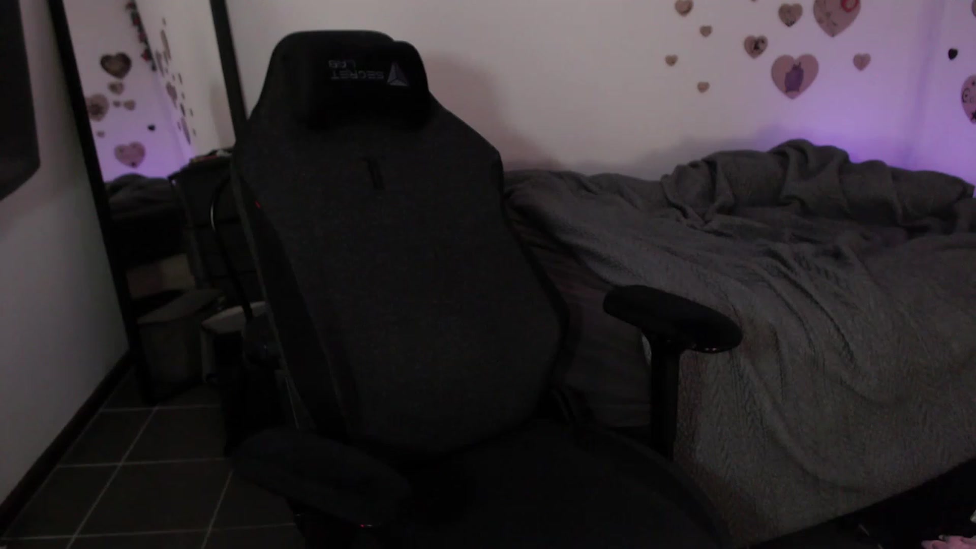Gallery image thumbnail from MyFreeRoom's myfreecams stream on, 07/04/2023, 04:43 image 19 of 20