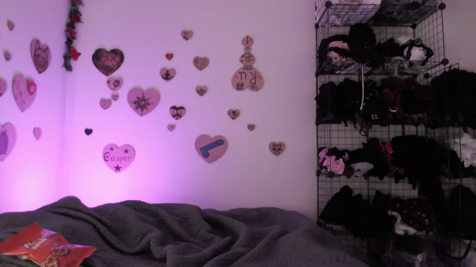 Gallery image thumbnail from MyFreeRoom's myfreecams stream on, 07/05/2023, 02:50 image 13 of 20