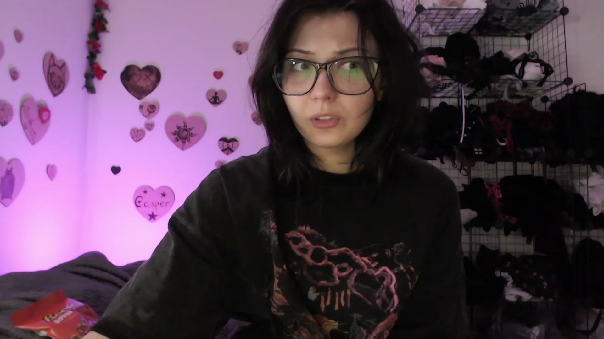 Gallery image thumbnail from MyFreeRoom's myfreecams stream on, 07/05/2023, 02:50 image 15 of 20